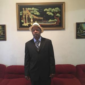 Meet your Posher, Tony